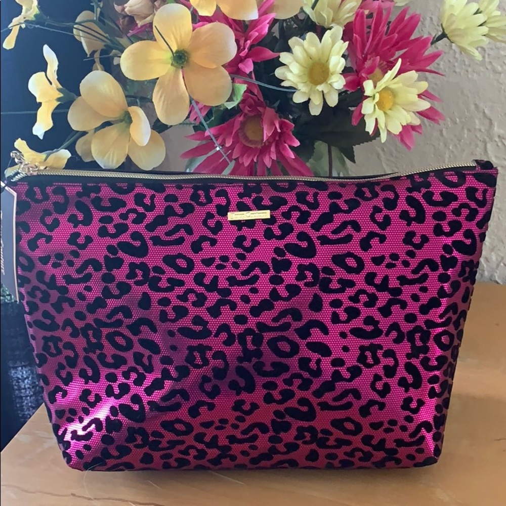 Juicy Couture makeup bag NWT